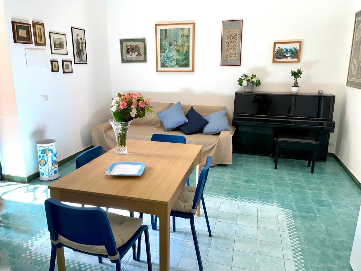 Il Balcone Sulla Piazza * Torre Annunziata